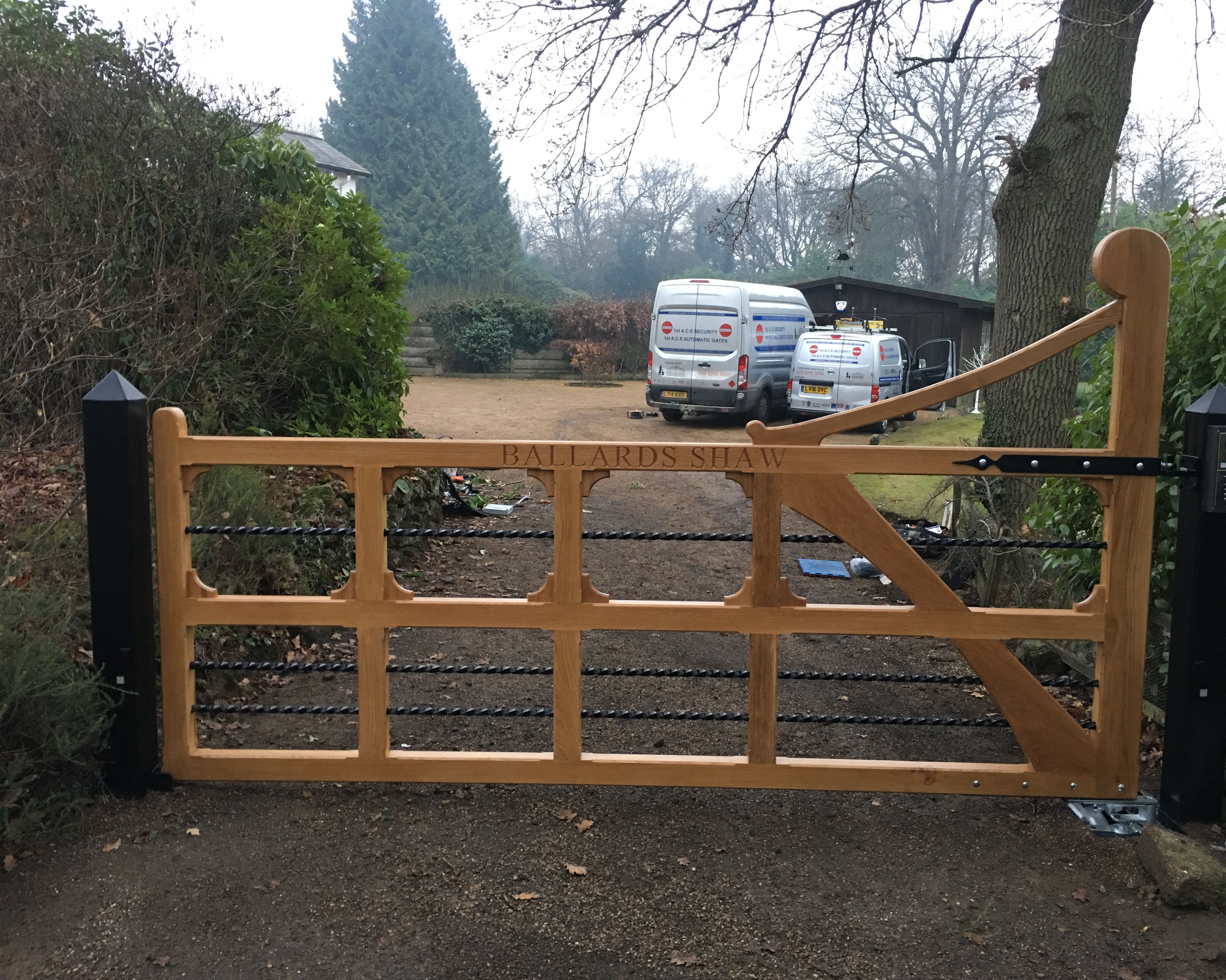 1st Ace Security Wooden gates Central London, South London & South East